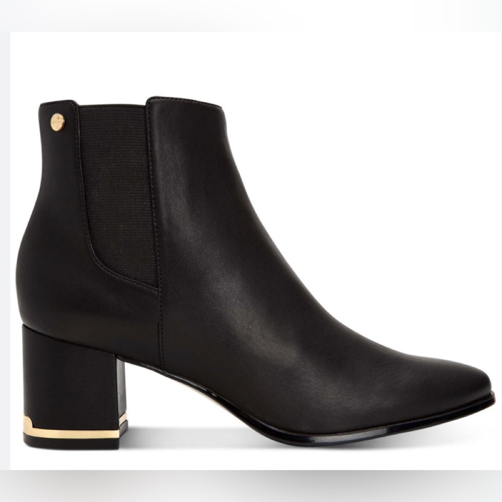 NWOB Calvin Klein Fiorinna Bootie